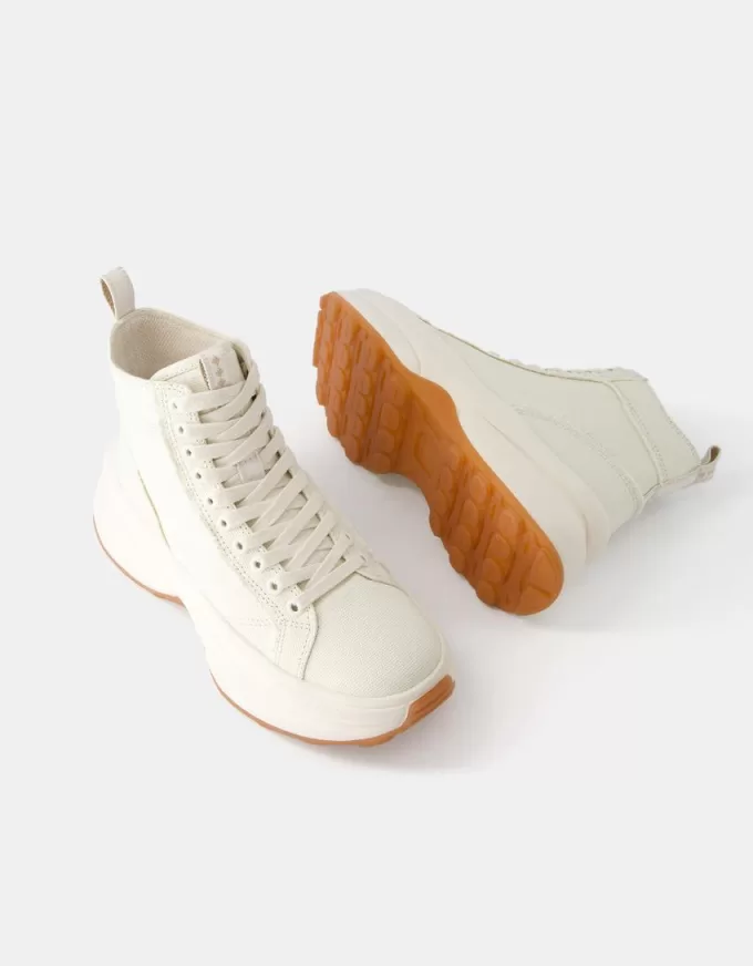 Adidași înalți cu talpă groasă Adidași înalți cu talpă groasă