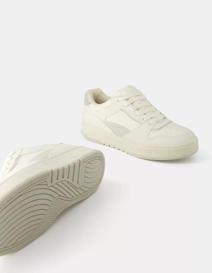 Adidași pentru bărbați din mai multe piese Adidași pentru bărbați din mai multe piese