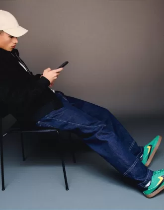 Adidasi retro