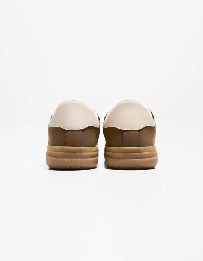 Adidasi retro Adidasi retro
