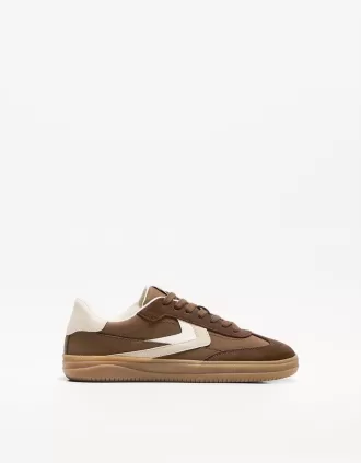 Adidasi retro