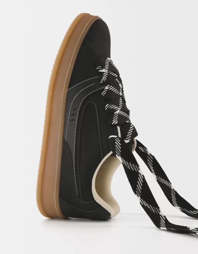 Adidași skater cu șireturi XL Adidași skater cu șireturi XL