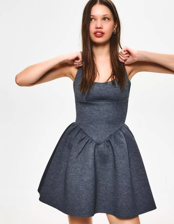 BERSHKA SERIES rochie cu fusta voluminoasa cu efect de neopren BERSHKA SERIES rochie cu fusta voluminoasa cu efect de neopren