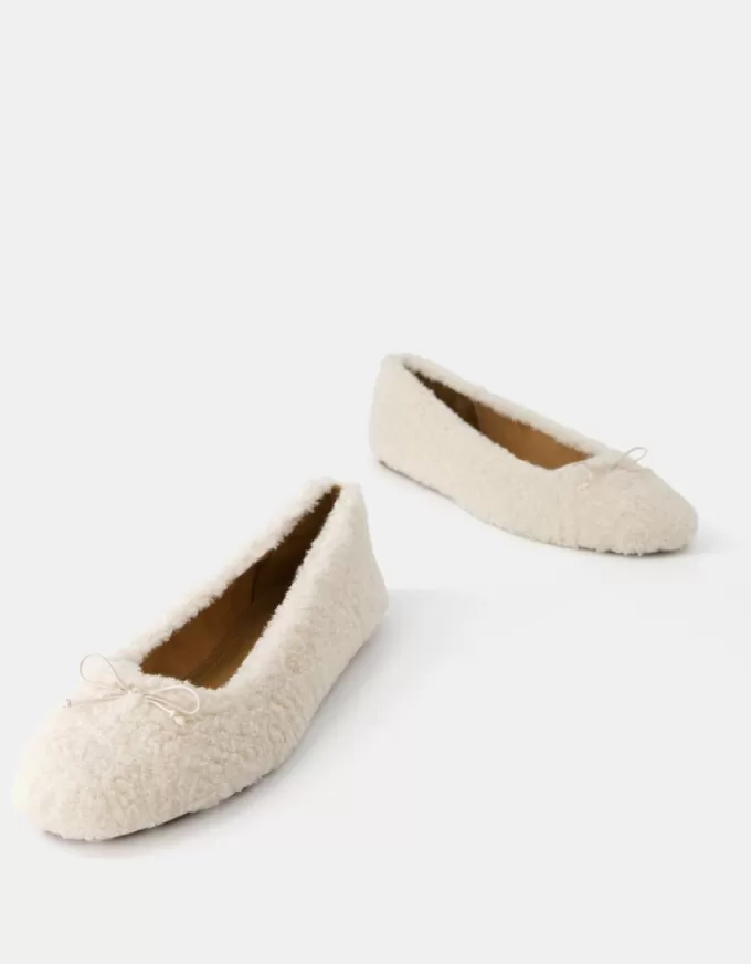 Balerini din faux shearling Balerini din faux shearling