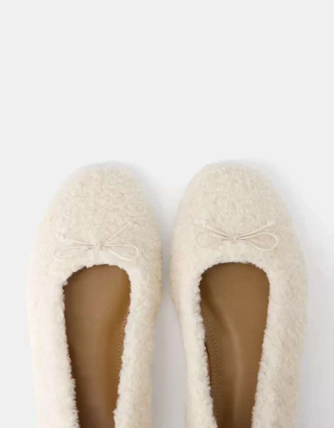 Balerini din faux shearling Balerini din faux shearling