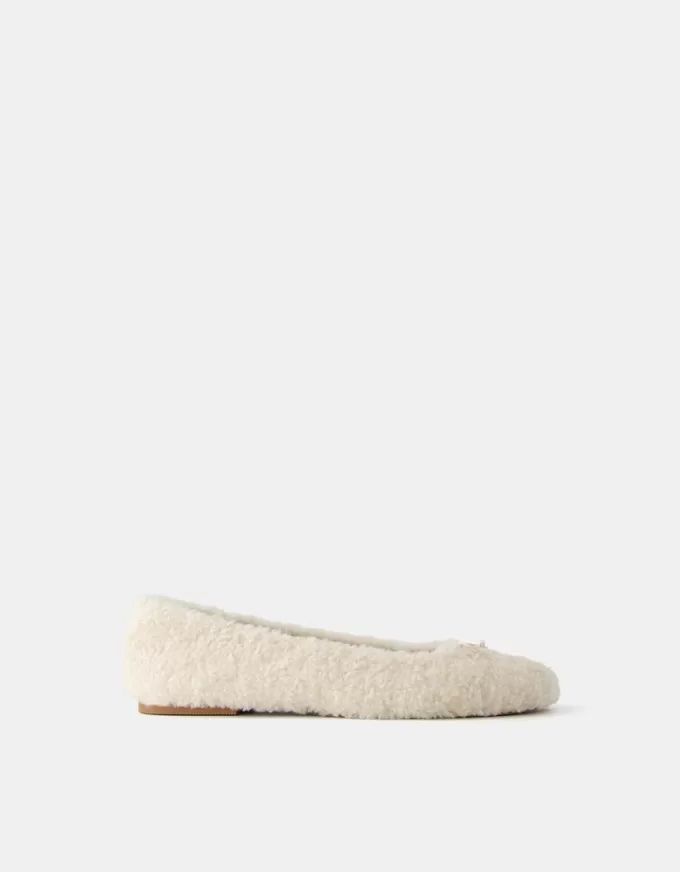 Balerini din faux shearling Balerini din faux shearling