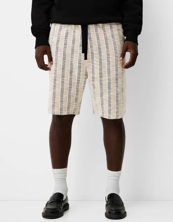 Bermuda jacquard cu dungi Bermuda jacquard cu dungi