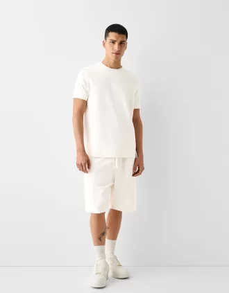 Bermude cu textura moale, relaxate