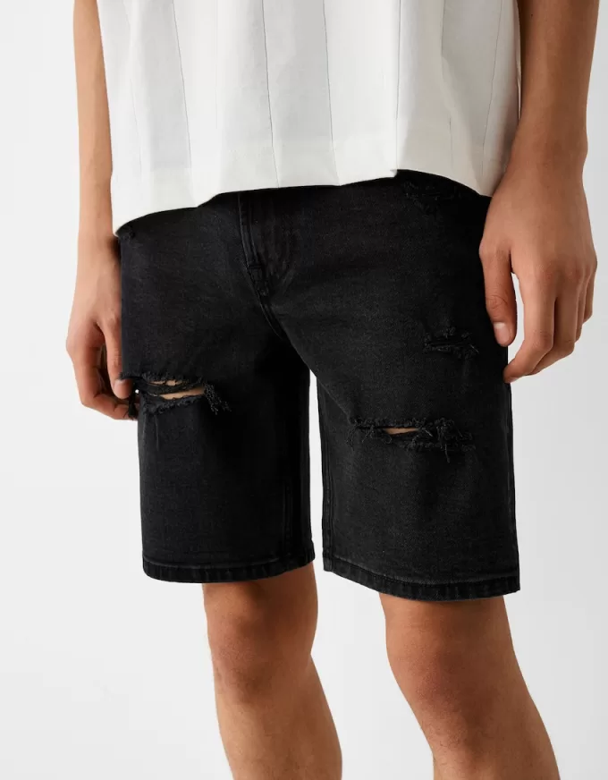 Bermude din denim rupte Bermude din denim rupte