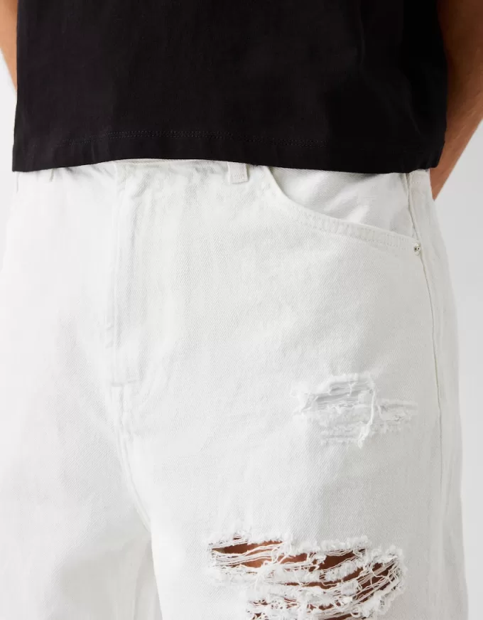 Bermude din denim rupte Bermude din denim rupte
