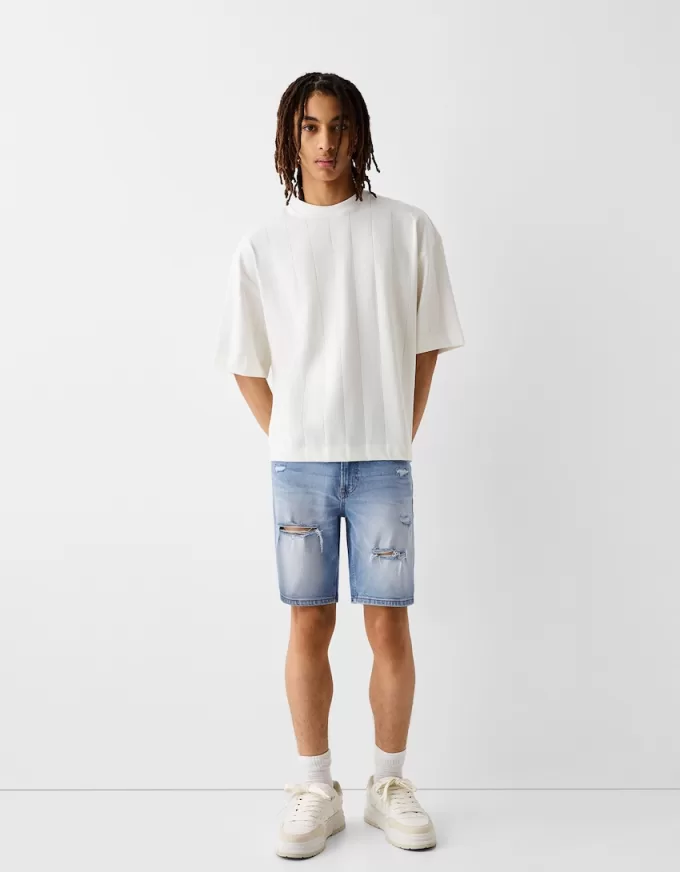 Bermude din denim rupte Bermude din denim rupte
