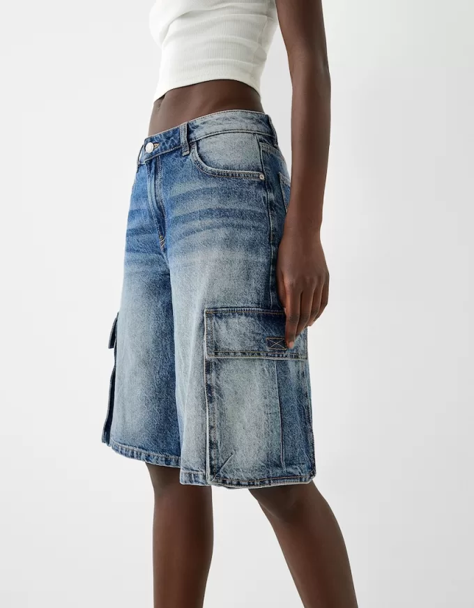 Bermude largi din denim cargo Bermude largi din denim cargo