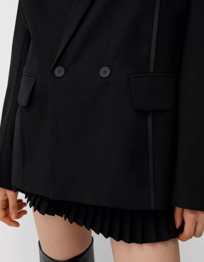 Blazer de costum oversize din satin Blazer de costum oversize din satin