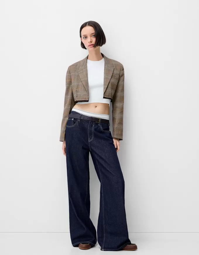 Blazer decupat cu tiv uzat Blazer decupat cu tiv uzat