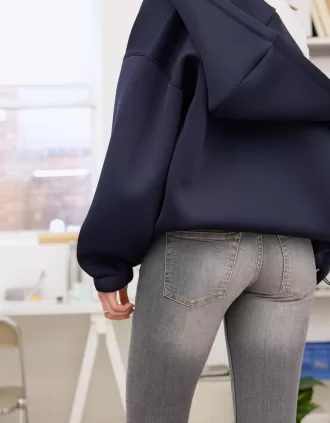Blugi bootcut cu talie joasă