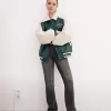 Blugi bootcut cu talie joasă Blugi bootcut cu talie joasă