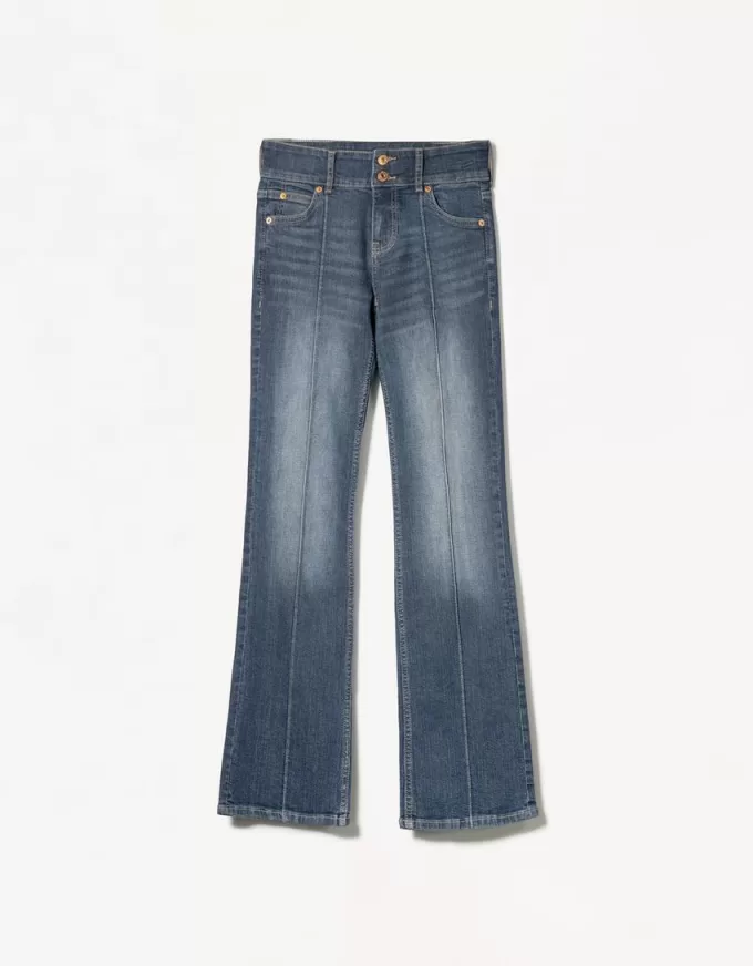 Blugi bootcut cu talie joasă Blugi bootcut cu talie joasă