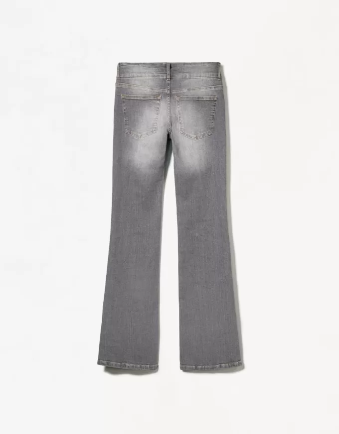 Blugi bootcut cu talie joasă Blugi bootcut cu talie joasă