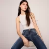Blugi bootcut cu talie joasă Blugi bootcut cu talie joasă