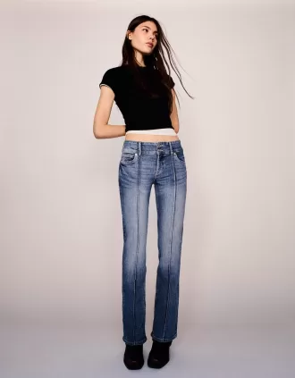 Blugi bootcut cu talie joasă