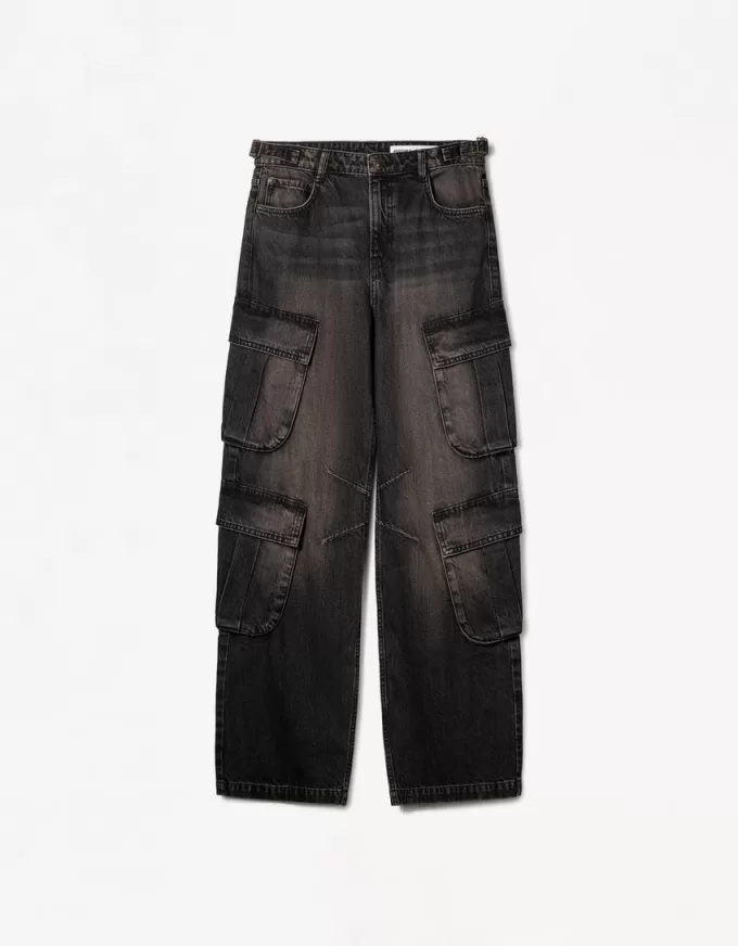 Blugi cargo cu buzunare multiple Blugi cargo cu buzunare multiple