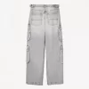 Blugi cargo cu buzunare multiple
