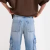 Blugi cargo cu picioare drepte Blugi cargo cu picioare drepte