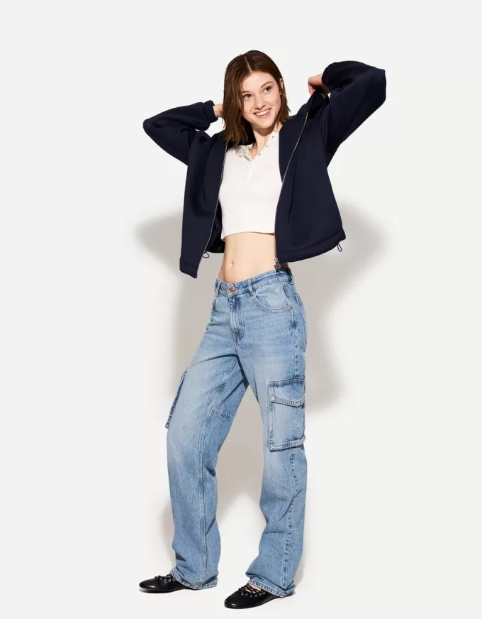 Blugi cargo cu picioare drepte Blugi cargo cu picioare drepte