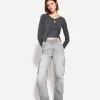 Blugi cargo cu picioare drepte Blugi cargo cu picioare drepte