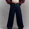 Blugi cu butoi largi Blugi cu butoi largi