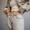Blugi cu butoi largi Blugi cu butoi largi