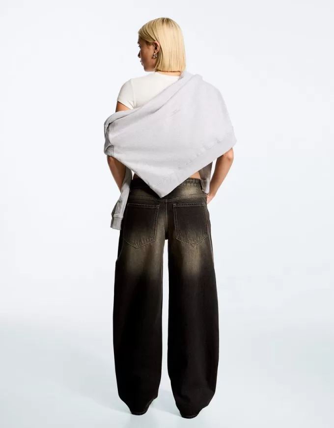 Blugi largi baril Blugi largi baril