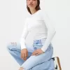 Blugi rupți cu picioare largi din anii ’90 Blugi rupți cu picioare largi din anii ’90