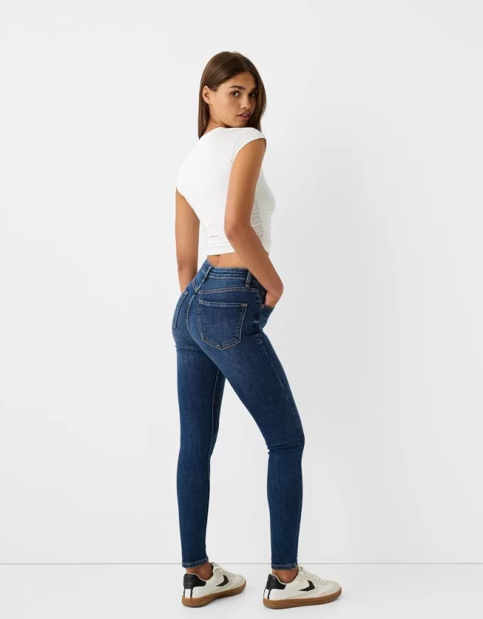 Blugi skinny cu talie super mare Blugi skinny cu talie super mare