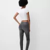 Blugi skinny cu talie super mare Blugi skinny cu talie super mare