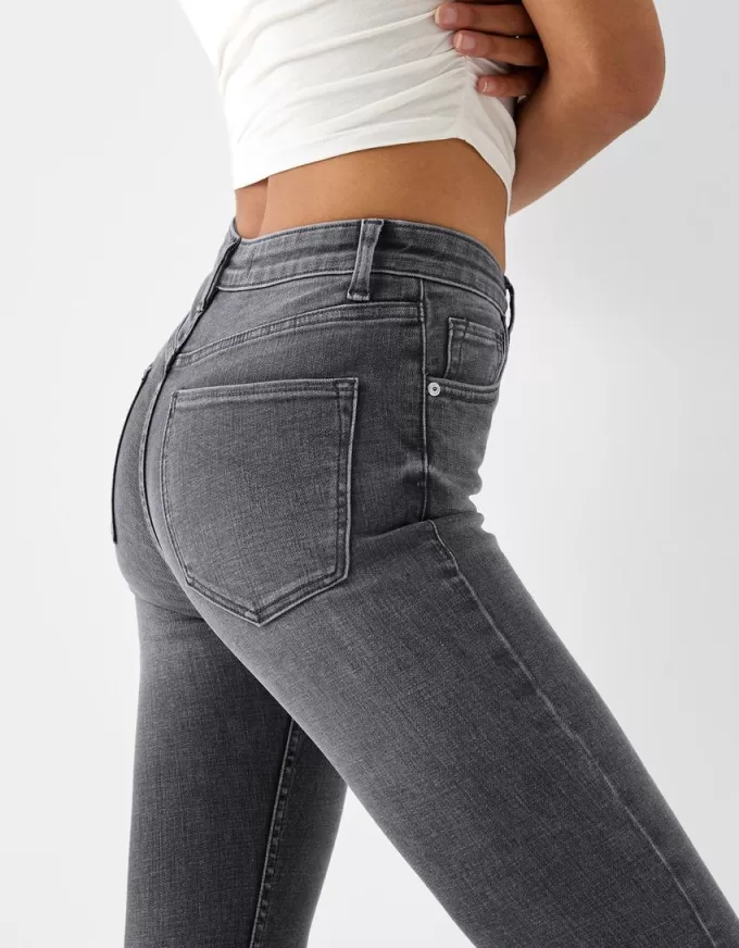 Blugi skinny cu talie super mare Blugi skinny cu talie super mare