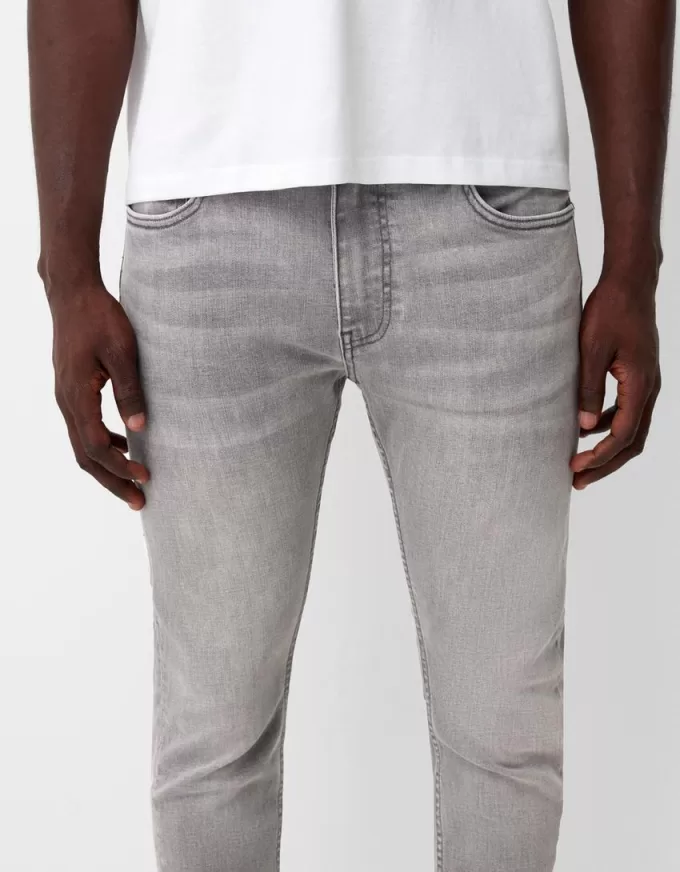 Blugi super skinny Blugi super skinny