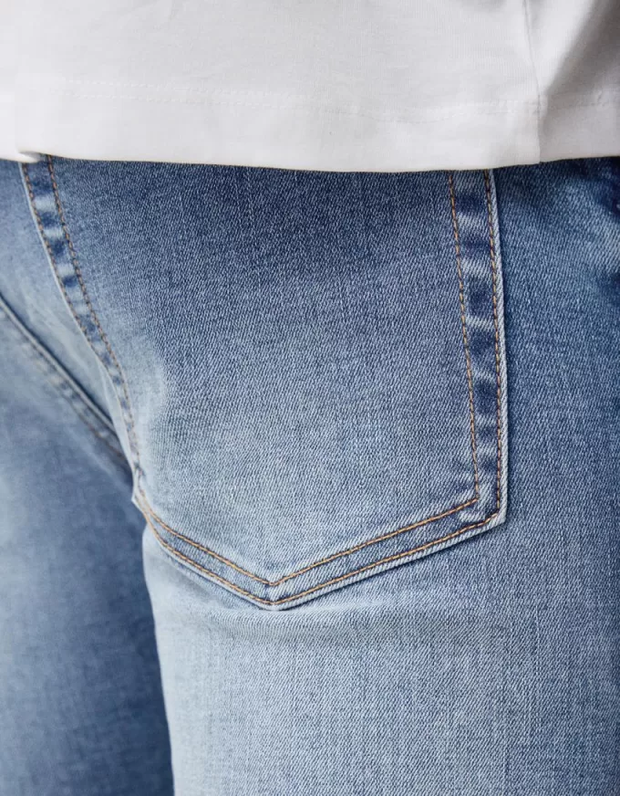 Blugi super skinny Blugi super skinny