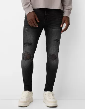 Blugi super skinny rupti