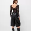Body Disney Bambi din dantela neagra cu maneca lunga