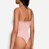 Body blond cu bretele din dantela Body blond cu bretele din dantela