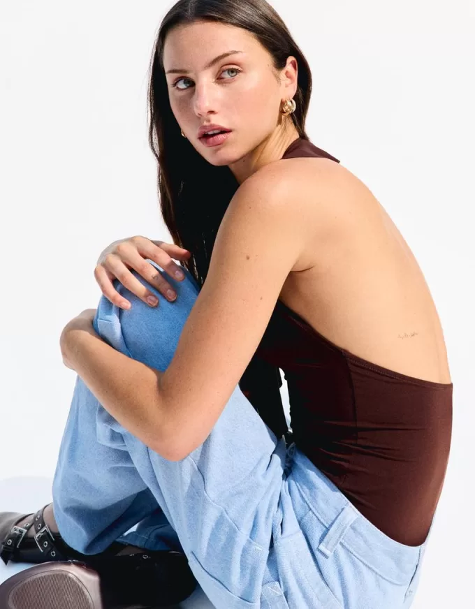 Body cu bretele drapat SERIA BERSHKA Body cu bretele drapat SERIA BERSHKA