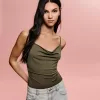 Body cu bretele drapat SERIA BERSHKA Body cu bretele drapat SERIA BERSHKA