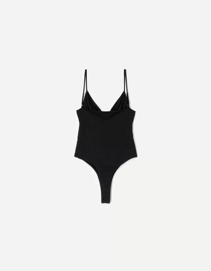 Body cu bretele drapat SERIA BERSHKA Body cu bretele drapat SERIA BERSHKA