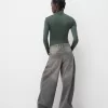 Body cu mânecă lungă și gât înalt Body cu mânecă lungă și gât înalt