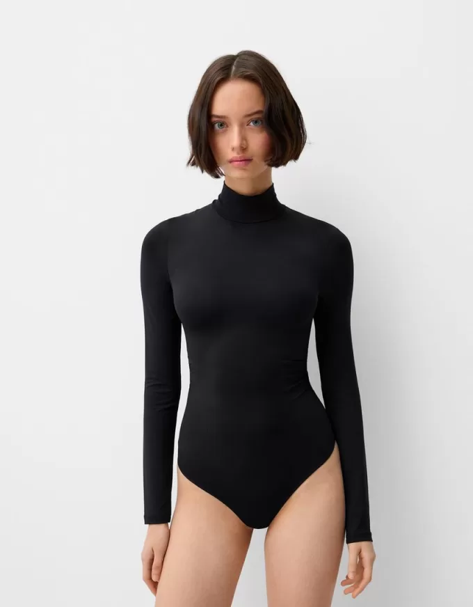 Body cu mânecă lungă și gât înalt Body cu mânecă lungă și gât înalt