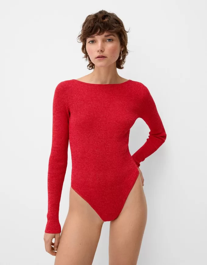 Body cu mânecă lungă și spate deschis Body cu mânecă lungă și spate deschis