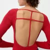 Body cu mânecă lungă și spate deschis Body cu mânecă lungă și spate deschis