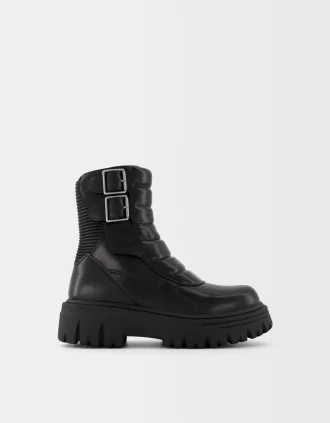 Botine cu platformă cu catarame