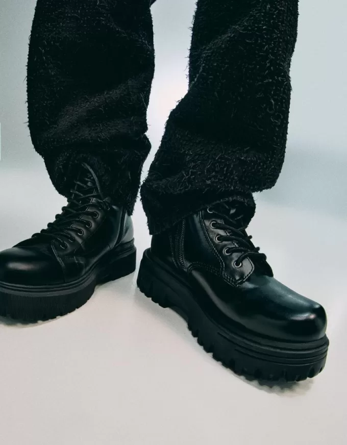 Botine cu platformă cu șireturi Botine cu platformă cu șireturi